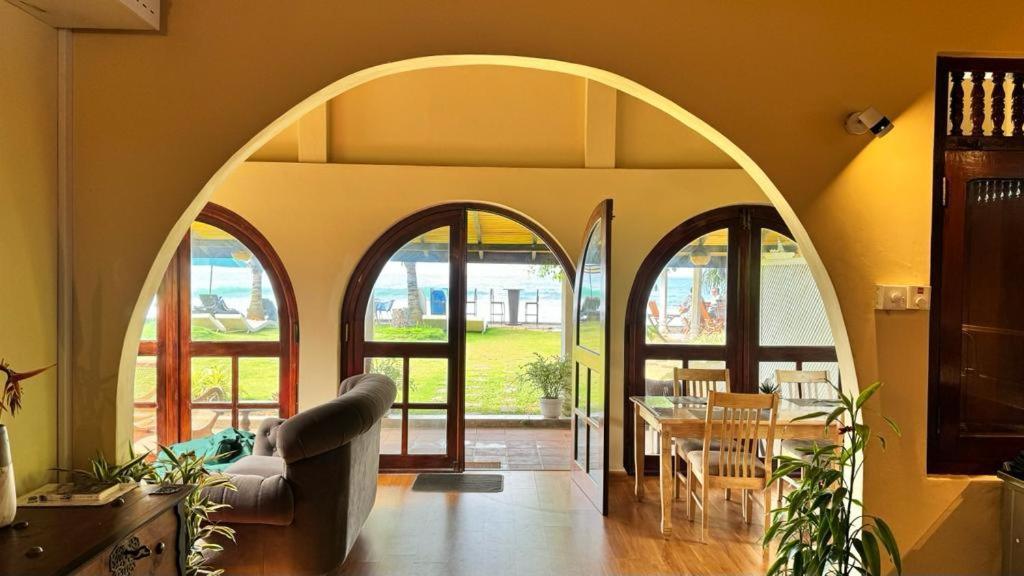 Isle Of Thalpe Bed and Breakfast Unawatuna Eksteriør billede