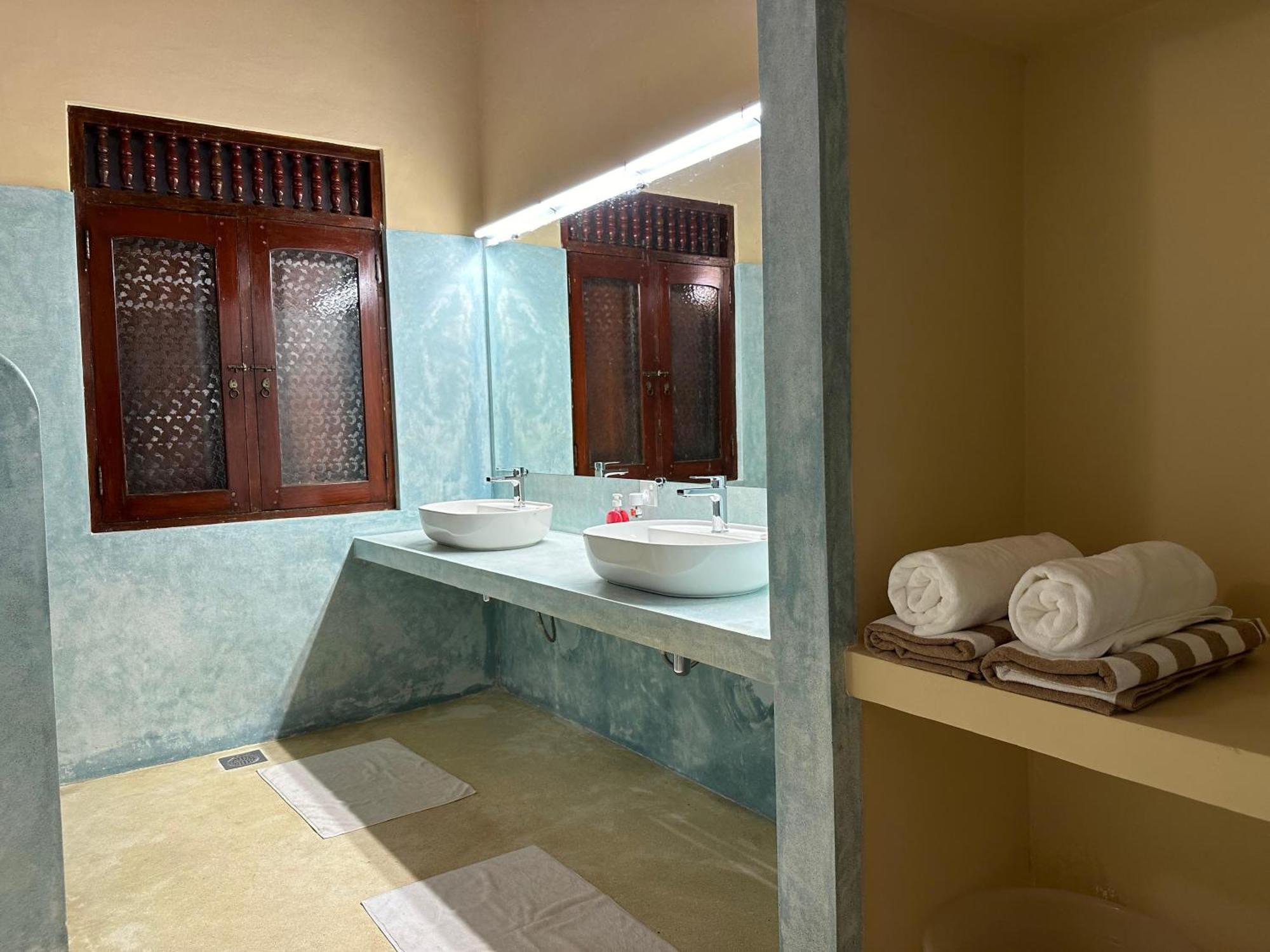 Isle Of Thalpe Bed and Breakfast Unawatuna Eksteriør billede