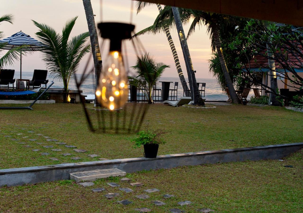 Isle Of Thalpe Bed and Breakfast Unawatuna Eksteriør billede